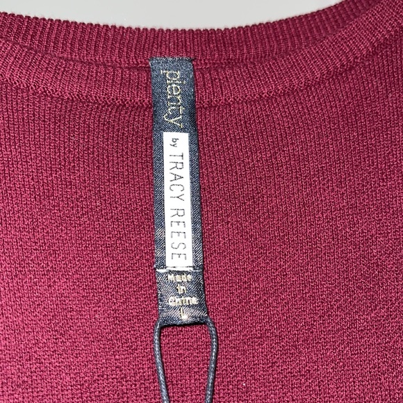 NWT WOMENS COLD SHOULDER SWEATER - Picture 3 of 4